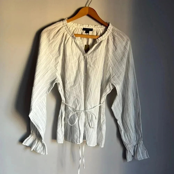NEW J crew Button-up tie-waist top in stripe - Picture 4 of 9